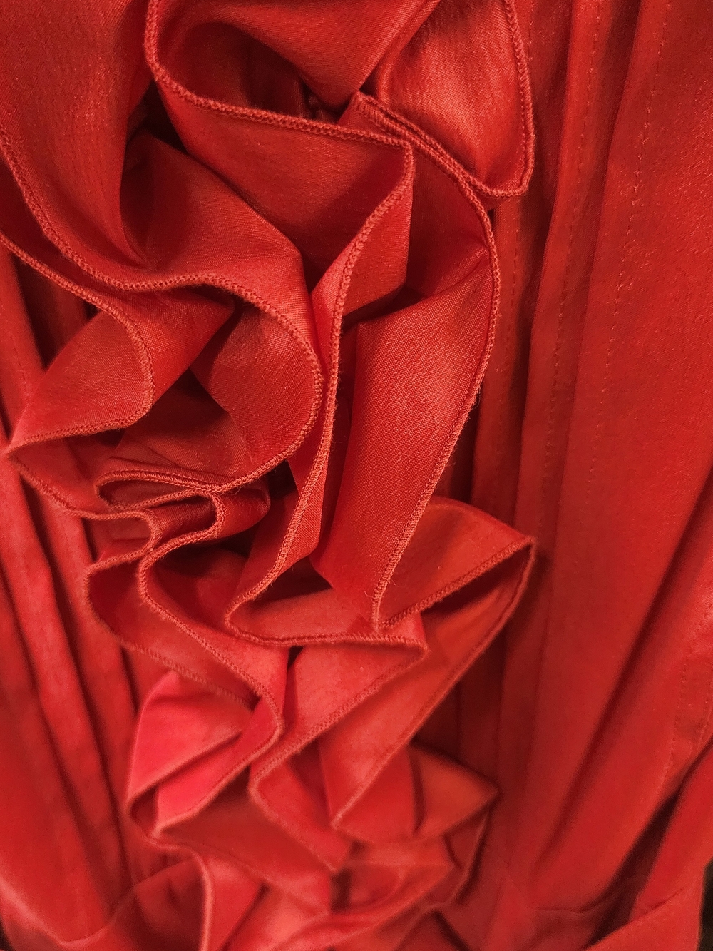 Samuel Dong Red Ruffle Satin Robe - Picture 3 of 5